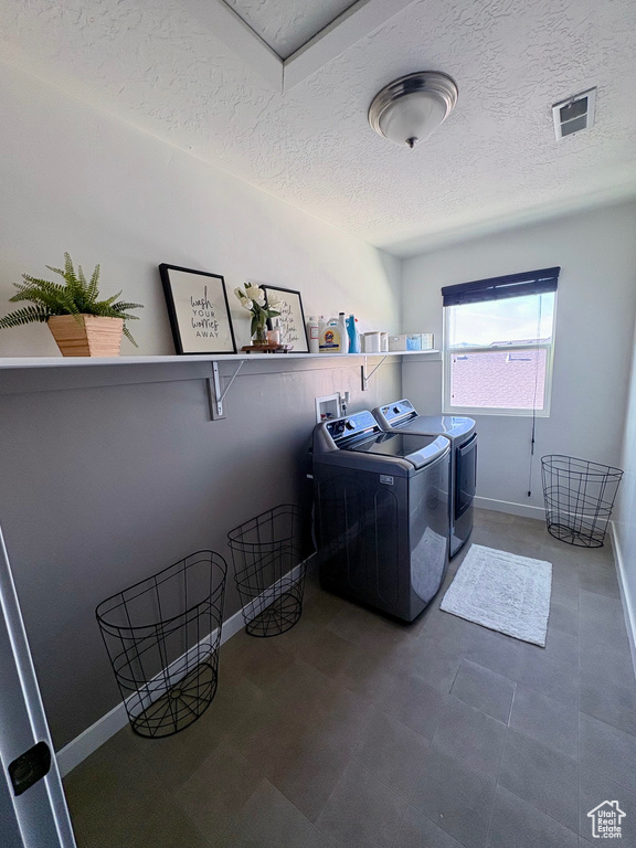 8494 S OTTER CREEK DR West Jordan, UT 84081