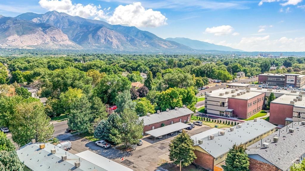 Photo 19 for MLS #2108878 at 1325 Lincoln Ave #52