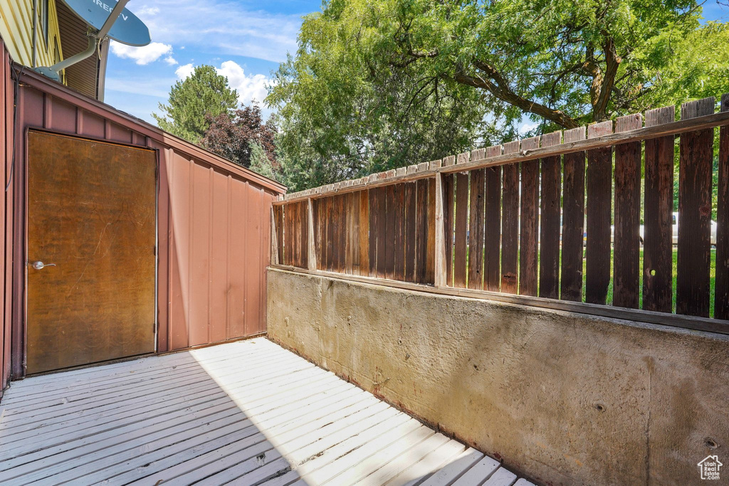Photo 15 for MLS #2108878 at 1325 Lincoln Ave #52