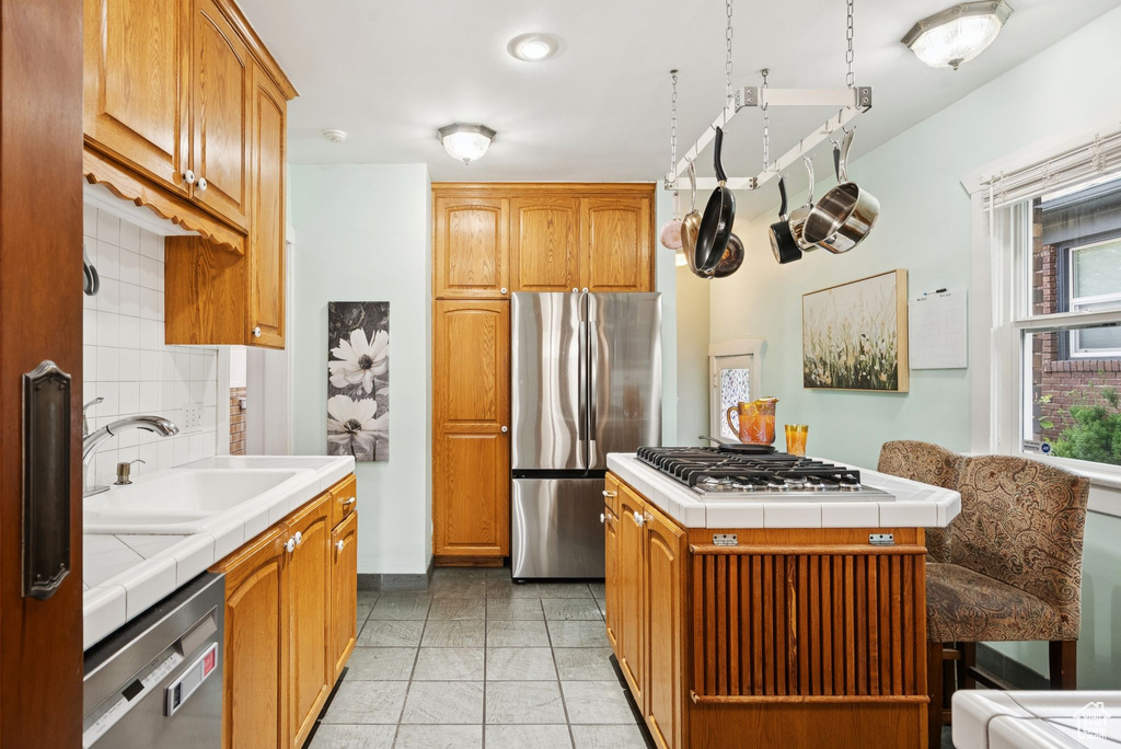 Photo 9 for MLS #2108879 at 1011 E 800 South