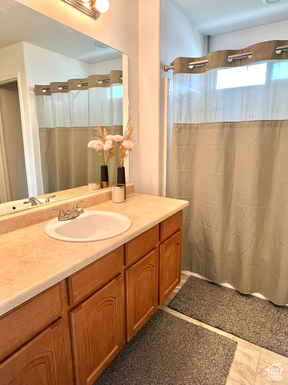 Photo 13 for MLS #2108880 at 875 W Alton Dr