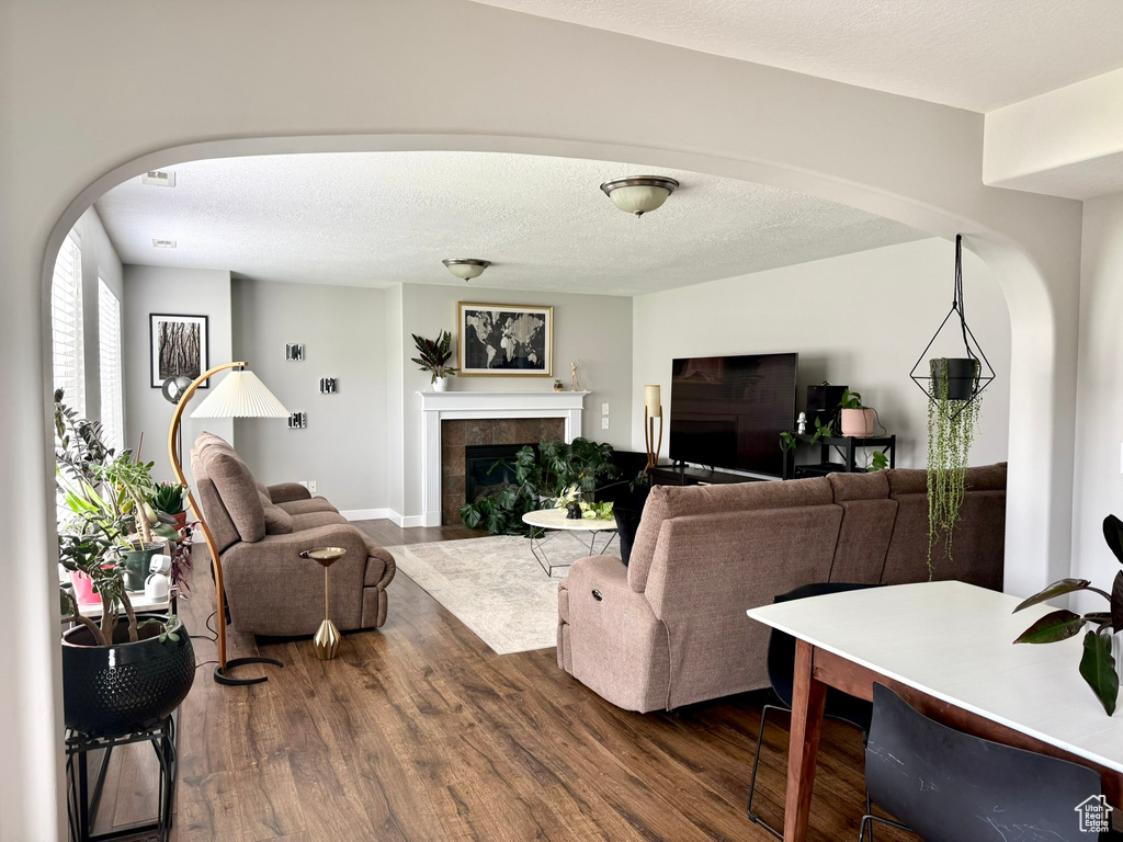 Photo 8 for MLS #2108880 at 875 W Alton Dr