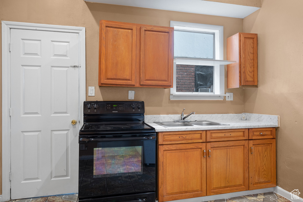 627 S 900 W Salt Lake City, UT 84104