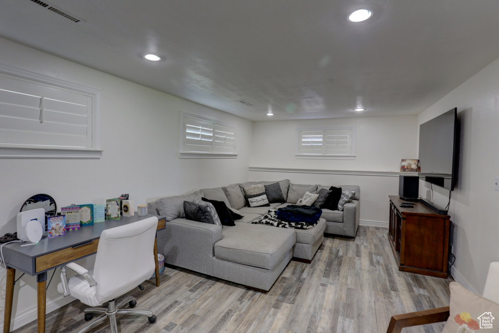 590 N BROOK AVE Tooele, UT 84074