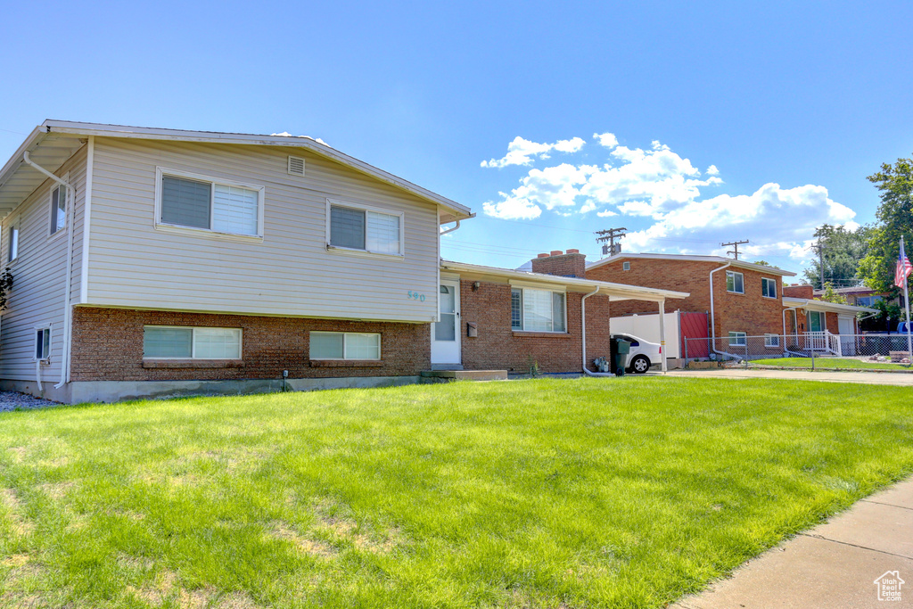590 N BROOK AVE Tooele, UT 84074