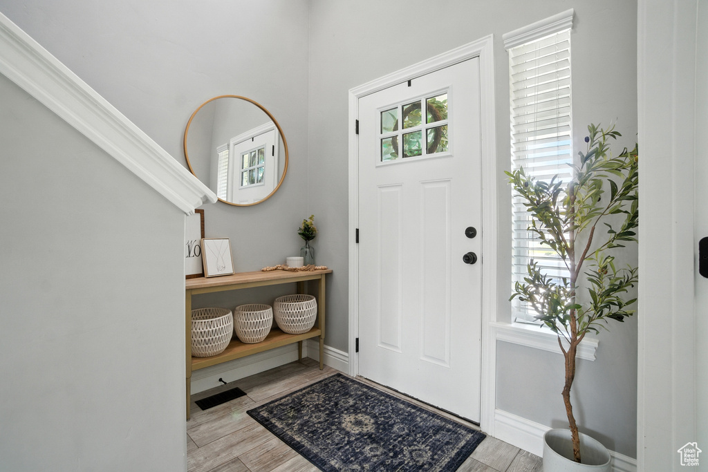 Photo 6 for MLS #2108900 at 663 N 2040 East