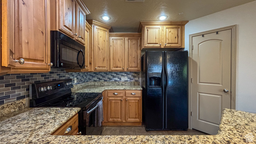 Photo 12 for MLS #2108904 at 325 N Red Stone Rd #133