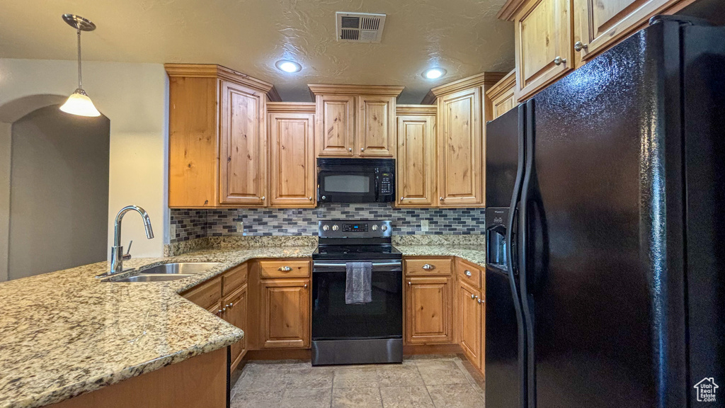 Photo 11 for MLS #2108904 at 325 N Red Stone Rd #133
