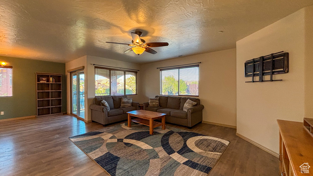 Photo 7 for MLS #2108904 at 325 N Red Stone Rd #133