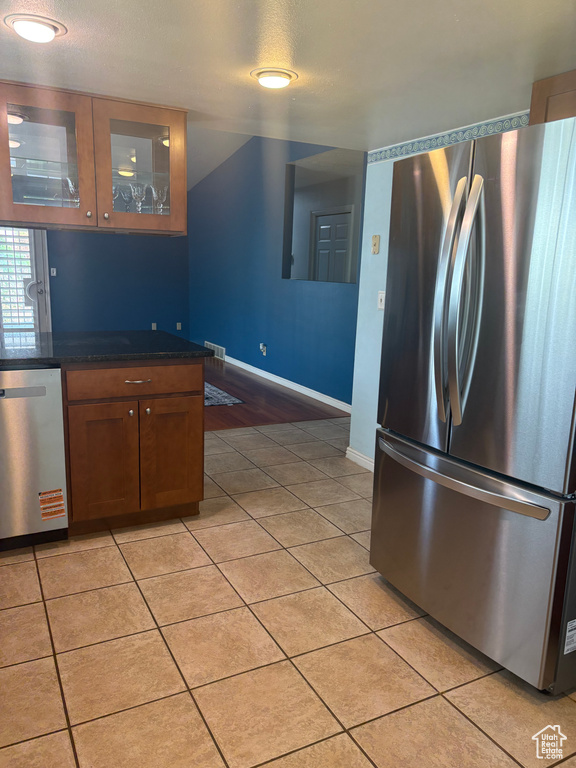 Photo 3 for MLS #2108909 at 55 E Hanover Dr