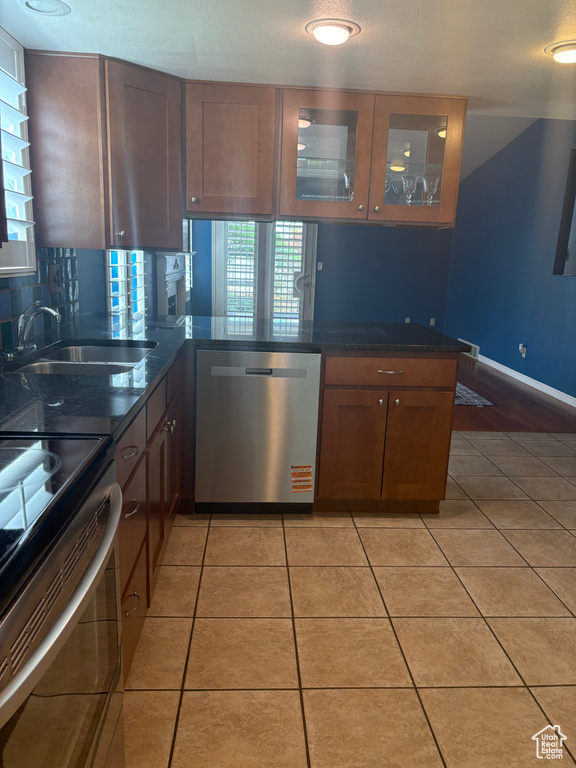 Photo 2 for MLS #2108909 at 55 E Hanover Dr