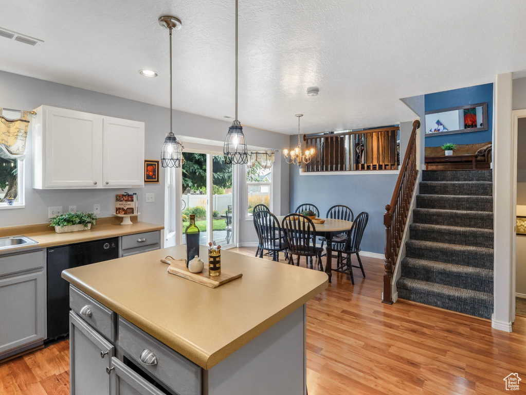 1974 N TRELLIS PL Saratoga Springs, UT 84045