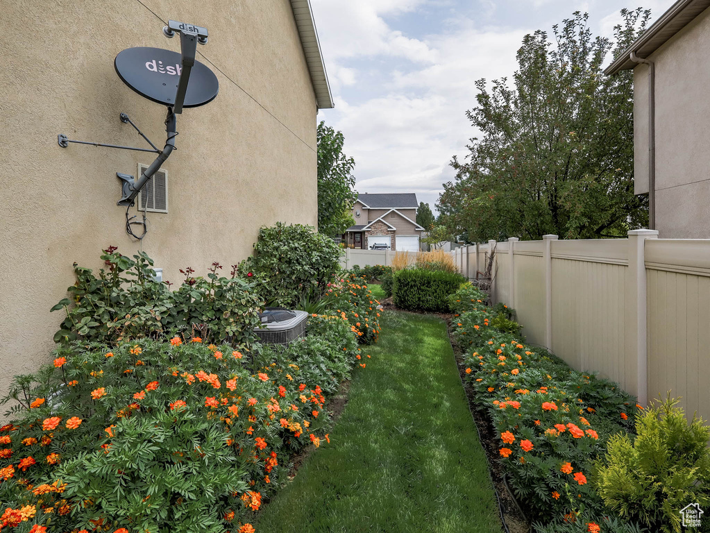 1974 N TRELLIS PL Saratoga Springs, UT 84045
