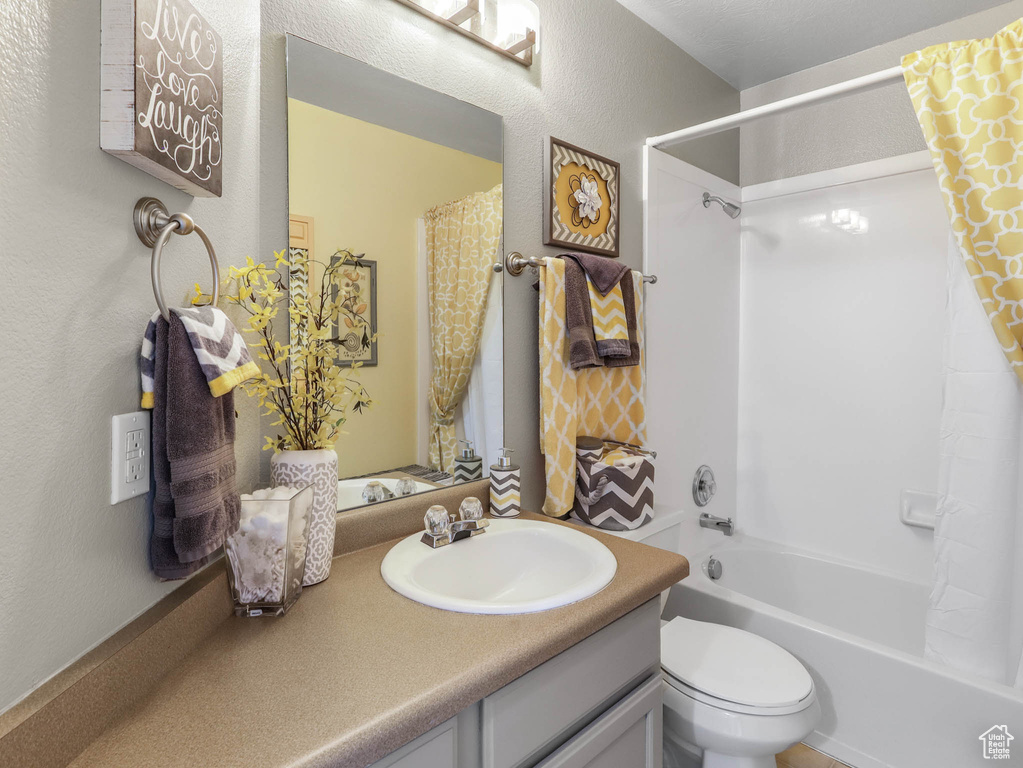 1974 N TRELLIS PL Saratoga Springs, UT 84045