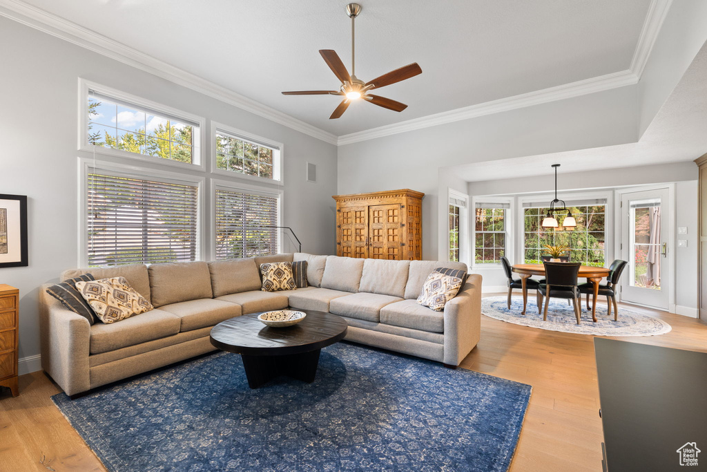 1811 E SHADOW VALLEY DR Ogden, UT 84403