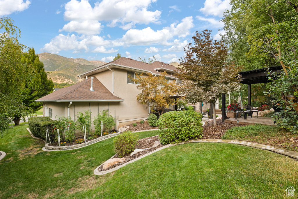 1811 E SHADOW VALLEY DR Ogden, UT 84403