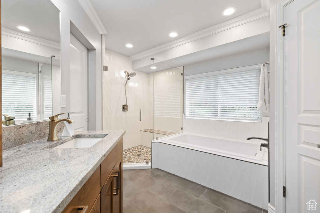 1811 E SHADOW VALLEY DR Ogden, UT 84403