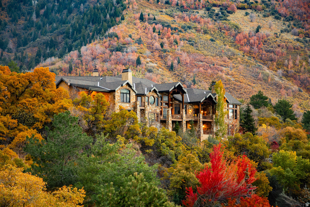 3409 E Seven Springs Dr