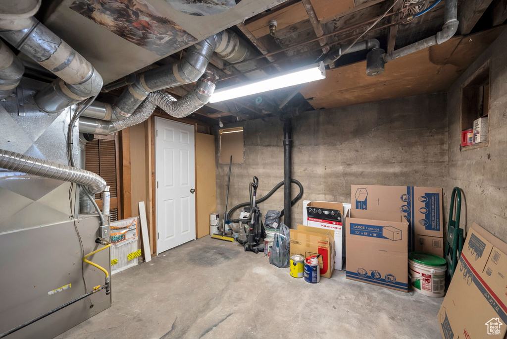 296 W 700 S Payson, UT 84651