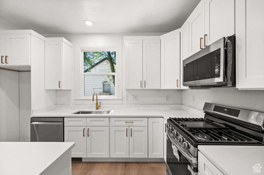 610 S NAVAJO ST Salt Lake City, UT 84104