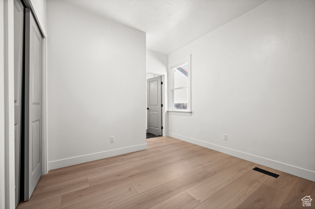 610 S NAVAJO ST Salt Lake City, UT 84104