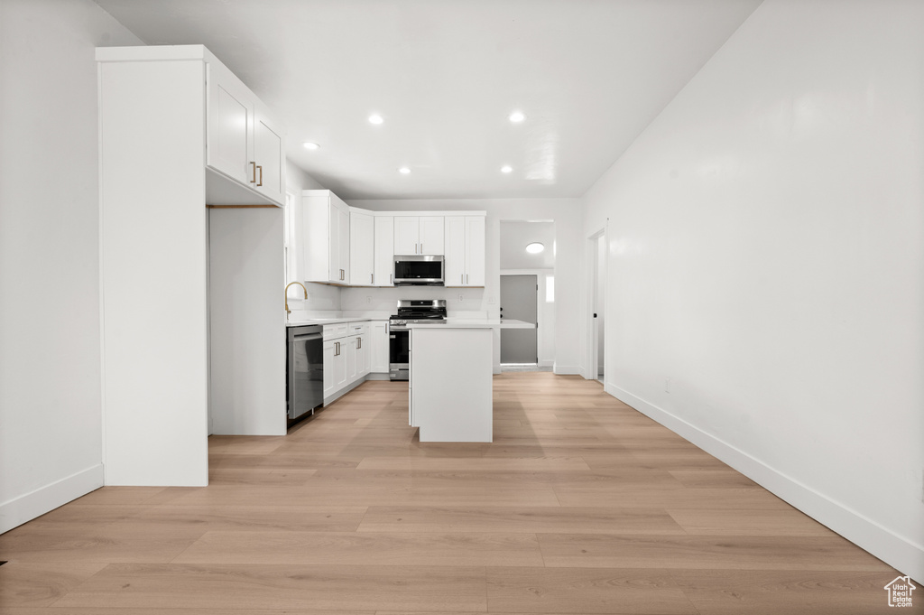 610 S NAVAJO ST Salt Lake City, UT 84104