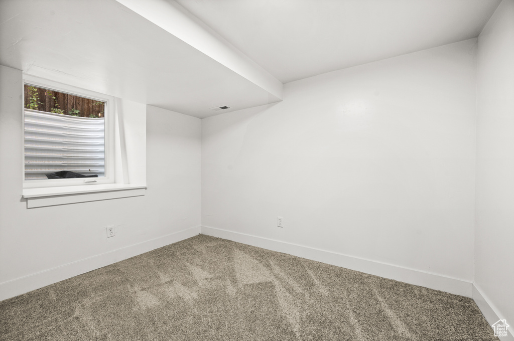 610 S NAVAJO ST Salt Lake City, UT 84104