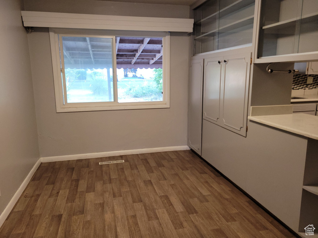 Photo 4 for MLS #2108939 at 360 W 200 North