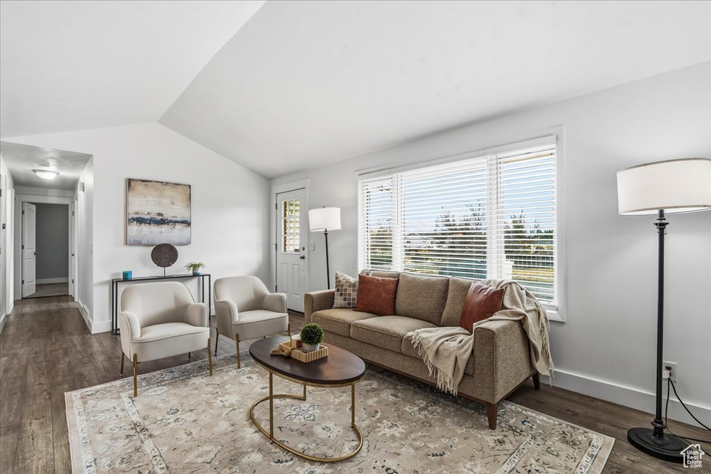 Photo 4 for MLS #2108955 at 4318 S King Arthur