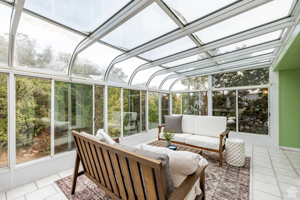 Photo 10 for MLS #2108957 at 3582 Heughs Canyon Cir