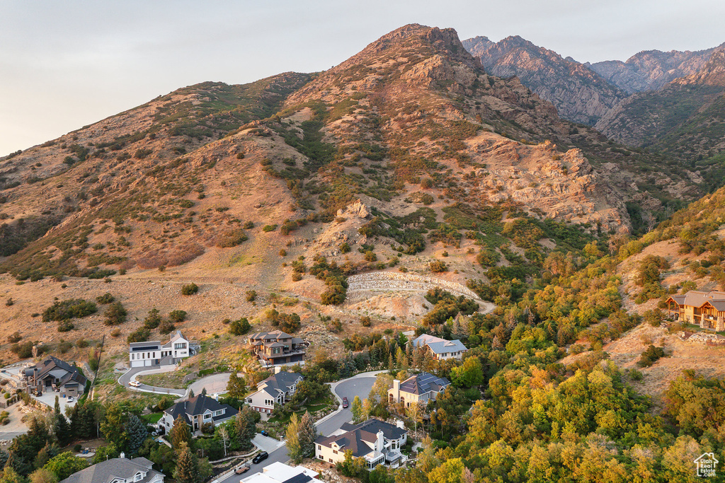 Photo 7 for MLS #2108957 at 3582 Heughs Canyon Cir