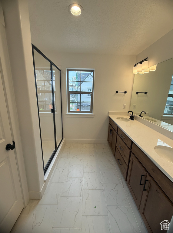 Photo 15 for MLS #2108961 at 416 E Luna Cir #63