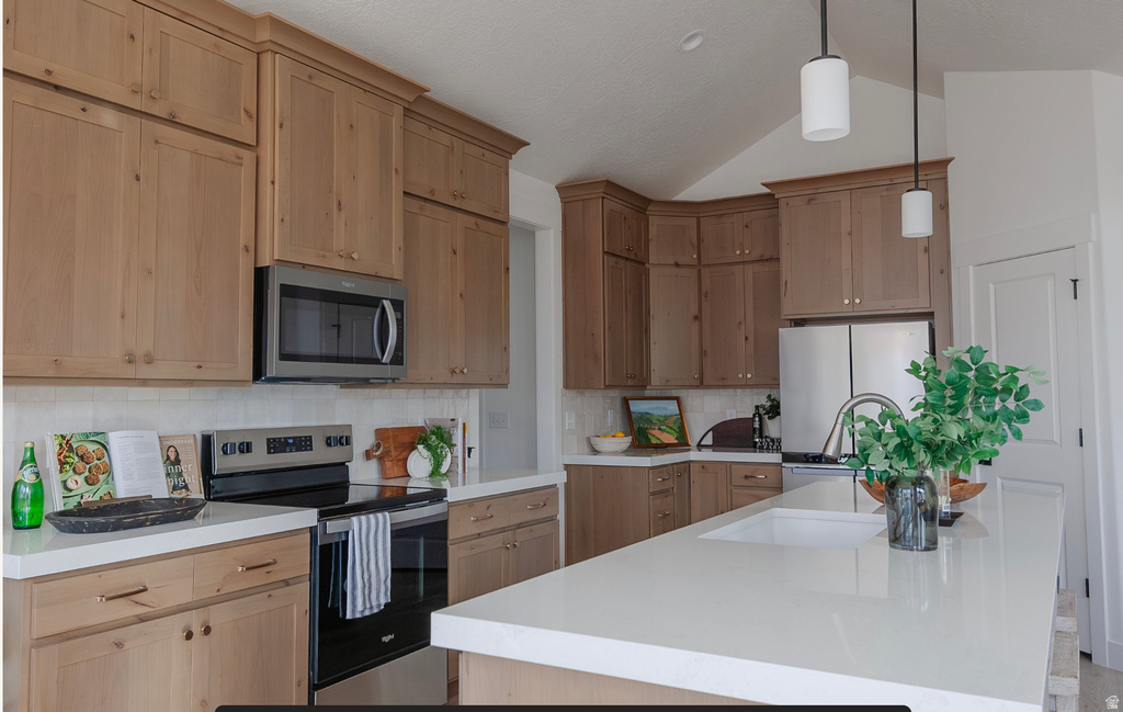 3074 E CANYON MEADOWS DR Spanish Fork, UT 84660