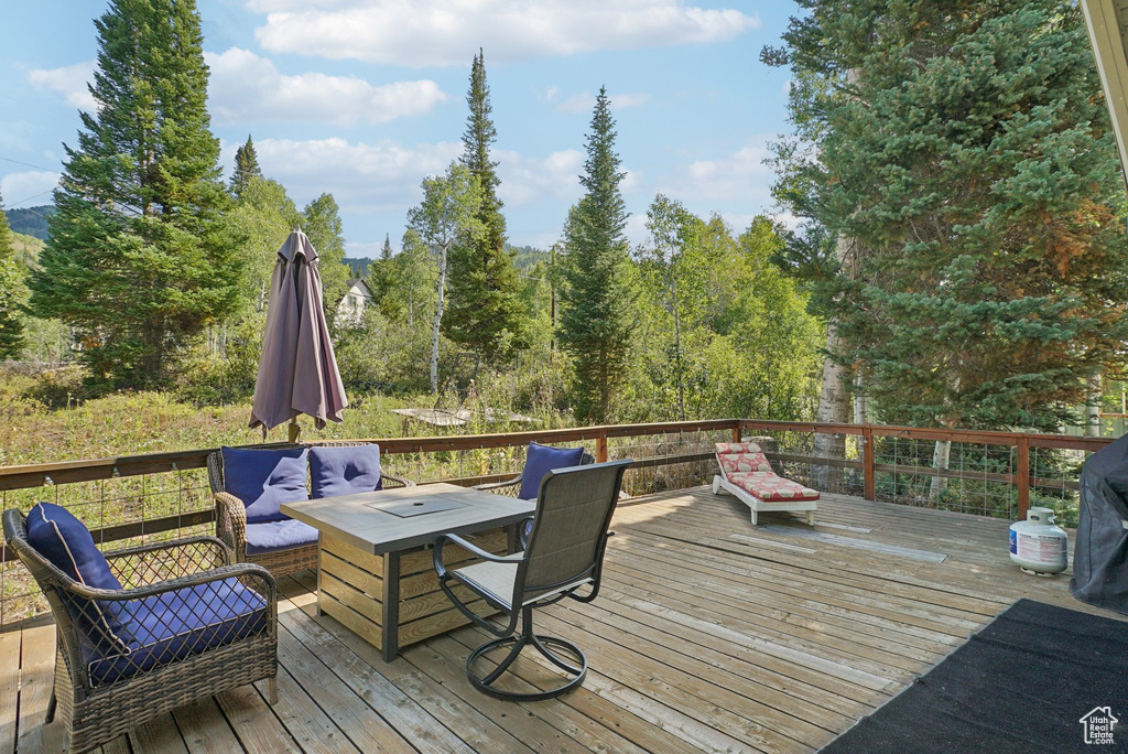 Photo 3 for MLS #2108985 at 5518 E Ashley Dr
