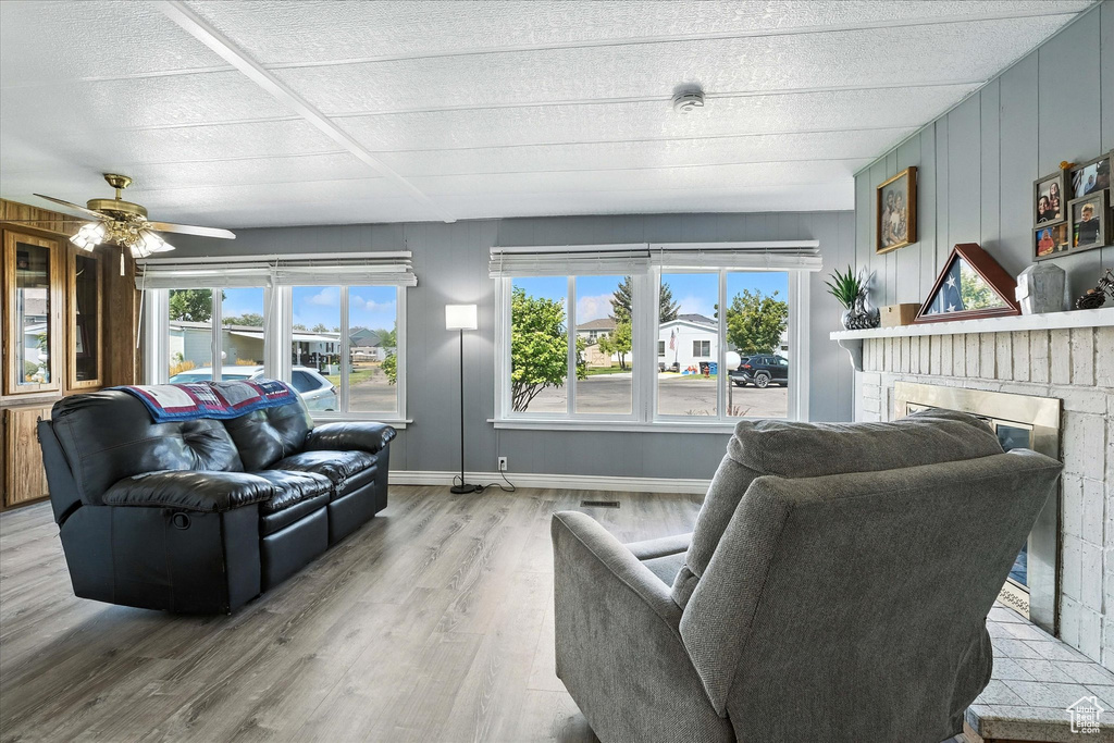 Photo 2 for MLS #2109003 at 420 W 750 North