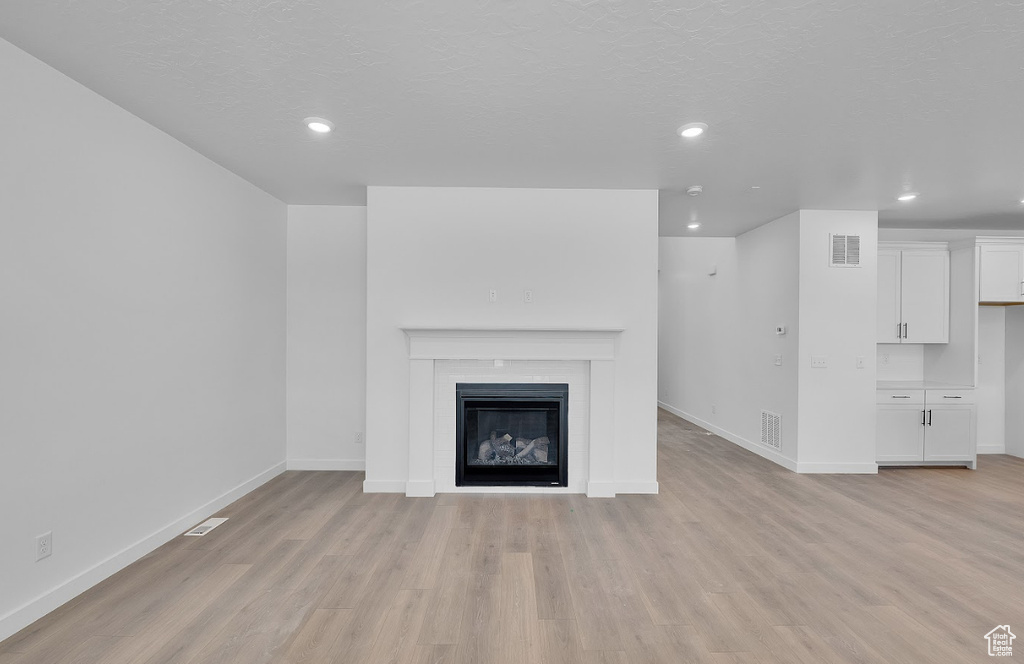 Photo 5 for MLS #2109006 at 6364 W Roaring River Ln #105
