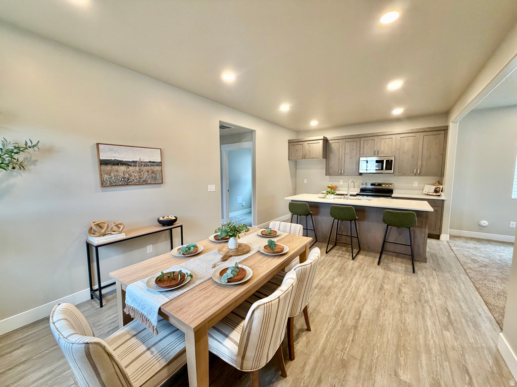 983 LIBERTY COTTAGES CT Ogden, UT 84404