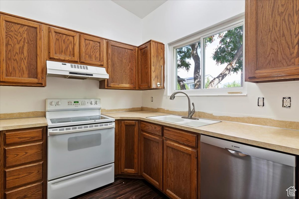 Photo 10 for MLS #2109021 at 5976 S 2825 West