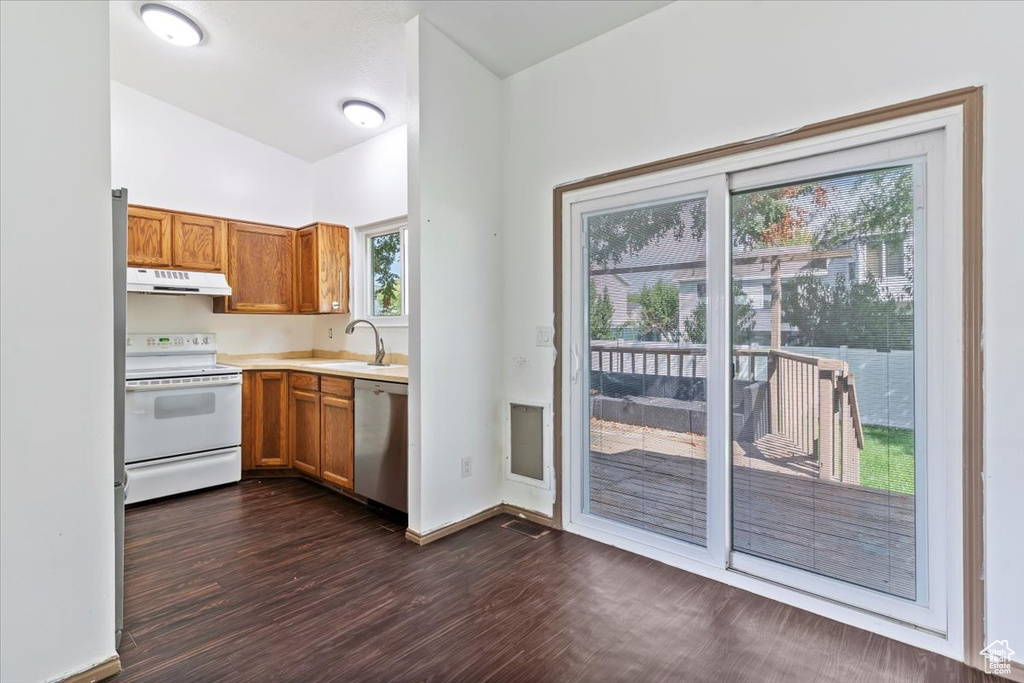 Photo 8 for MLS #2109021 at 5976 S 2825 West