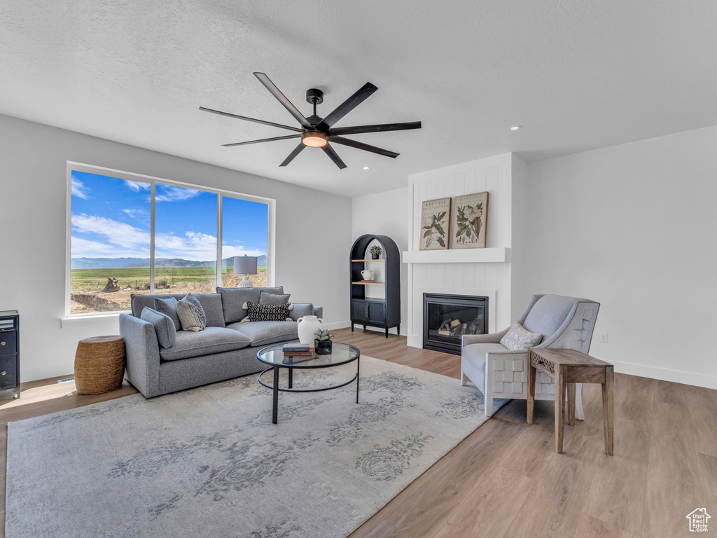 Photo 3 for MLS #2109023 at 3031 W Browns Meadow Rd