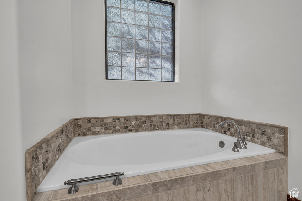 Photo 22 for MLS #2109027 at 2139 W Cougar Rock Cir #195