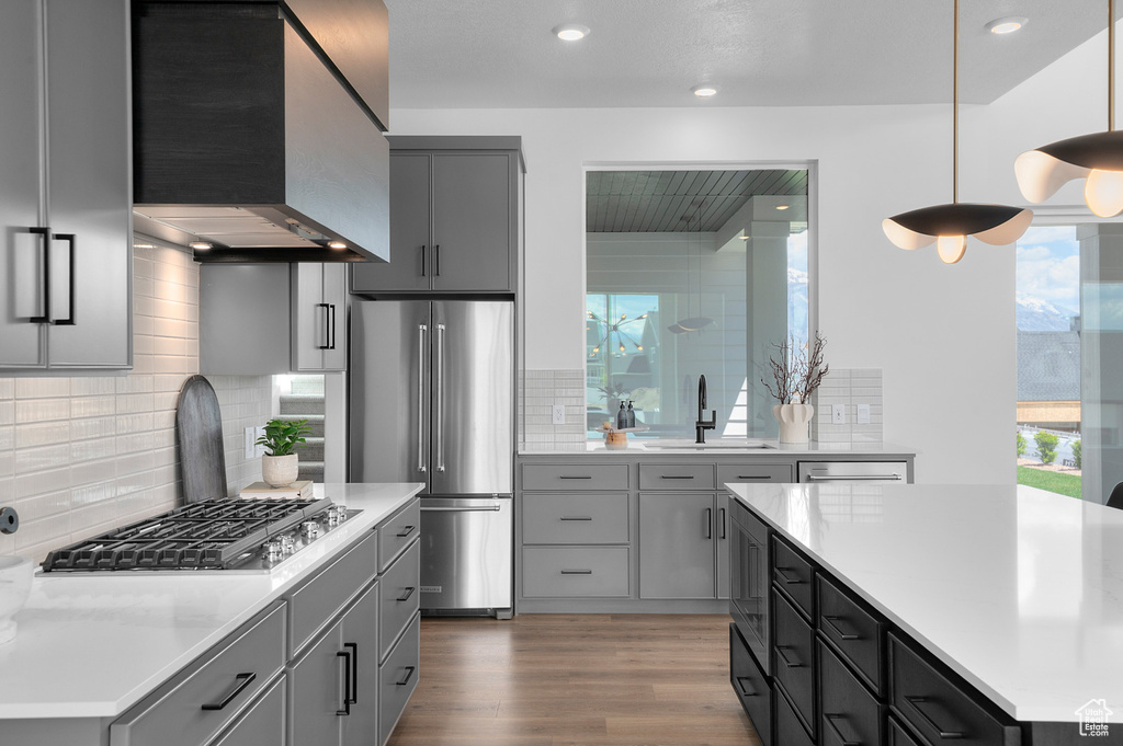 Photo 8 for MLS #2109035 at 4309 N Maple Hollow Blvd #115