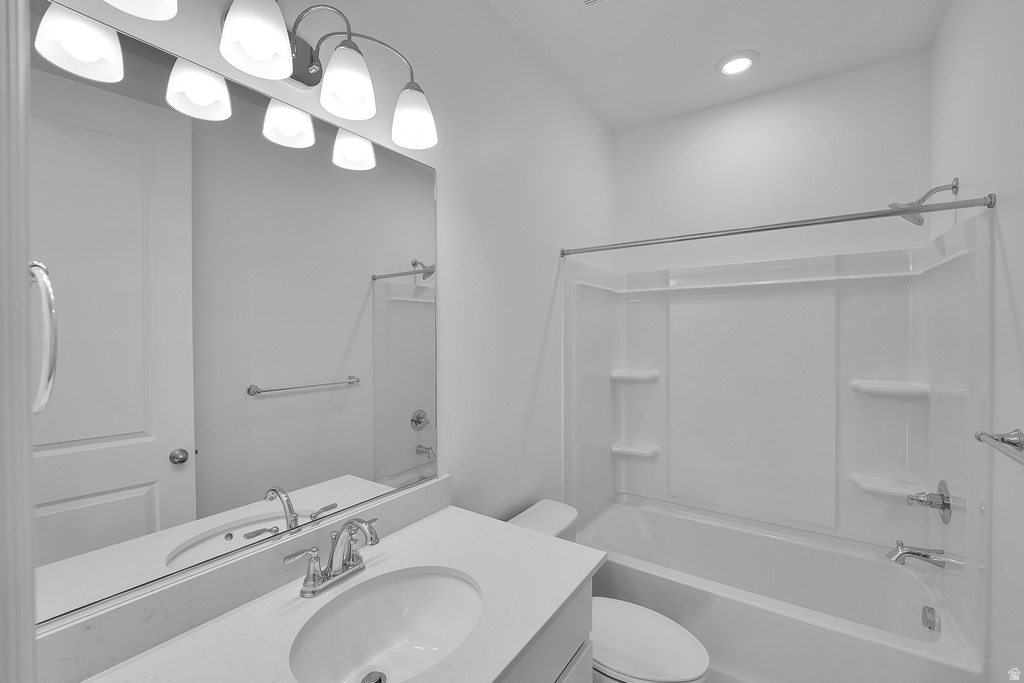 8645 N HALLORAN CT #1323 Lake Point, UT 84074