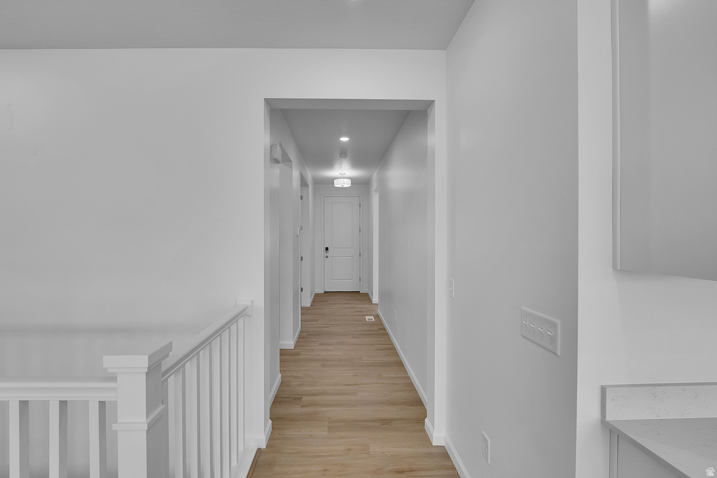 8645 N HALLORAN CT #1323 Lake Point, UT 84074