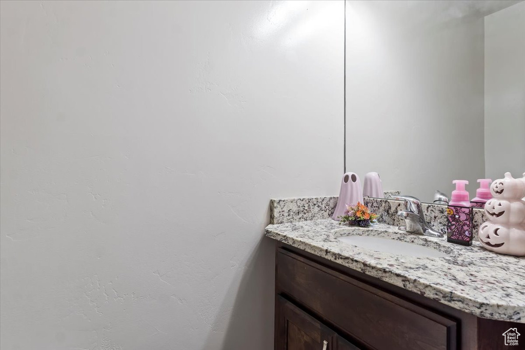 1079 W 2050 S Syracuse, UT 84075