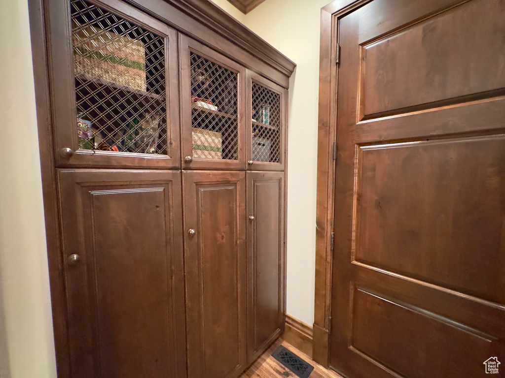 1933 N 1700 W Farr West, UT 84404