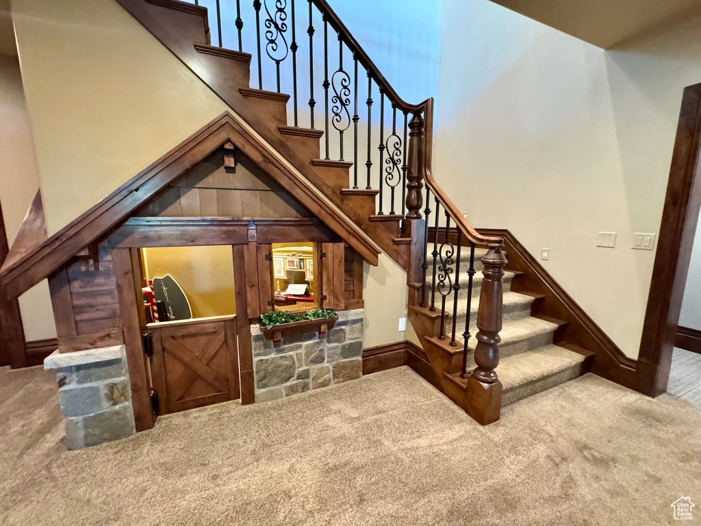 1933 N 1700 W Farr West, UT 84404