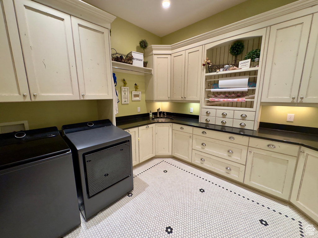 1933 N 1700 W Farr West, UT 84404