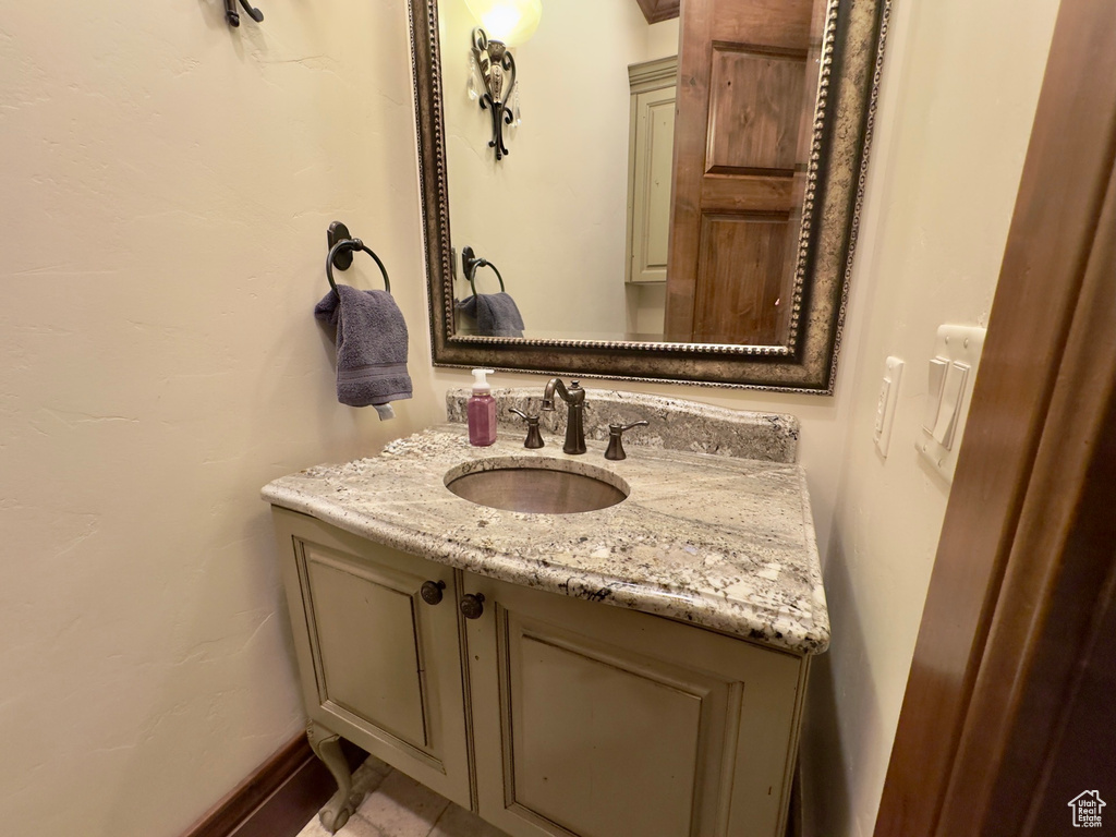 1933 N 1700 W Farr West, UT 84404