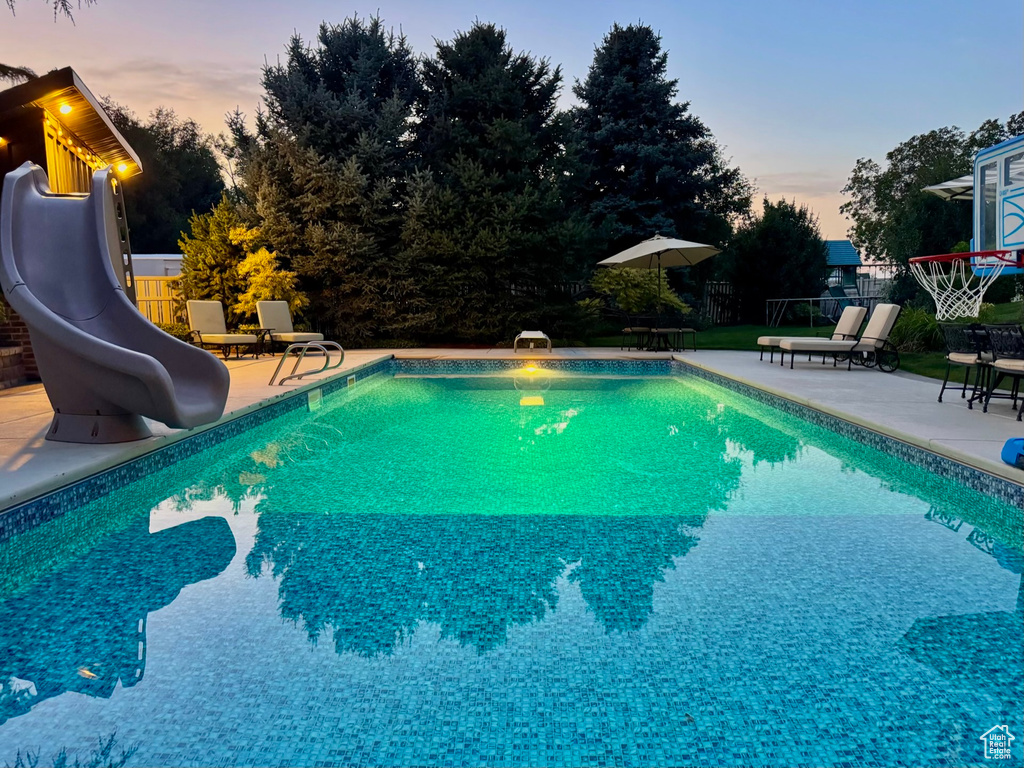 1933 N 1700 W Farr West, UT 84404